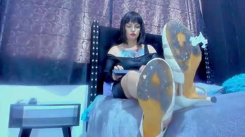 Miss online show from 10-13-25, 05:35