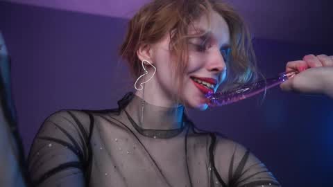 Snapshot of ginger_hugs chatting on 02-03-25, 01:09 im expecting 350 thumbs up on my altar online show from 02-03-25, 01:09