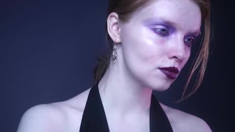 Snapshot of ginger_hugs chatting on 02-09-25, 10:11 im expecting 350 thumbs up on my altar online show from 02-09-25, 10:11