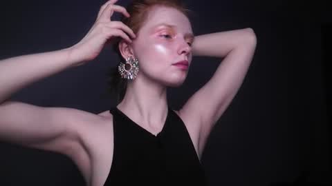 Snapshot of ginger_hugs chatting on 02-10-25, 10:09 im expecting 350 thumbs up on my altar online show from 02-10-25, 10:09