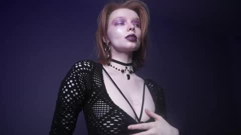 Snapshot of ginger_hugs chatting on 02-27-25, 10:09 im expecting 350 thumbs up on my altar online show from 02-27-25, 10:09