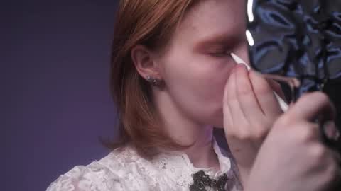 Snapshot of ginger_hugs chatting on 10-05-25, 10:07 im expecting 350 thumbs up on my altar online show from 10-05-25, 10:07