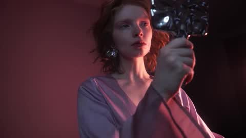 Snapshot of ginger_hugs chatting on 10-07-25, 10:07 im expecting 350 thumbs up on my altar online show from 10-07-25, 10:07