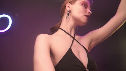        im expecting 350 thumbs up on my altar   online show from 01-09-26, 10:11