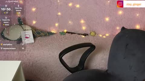 Snapshot of ginger_stay chatting on 01-05-25, 11:01 Ginger online show from 01-05-25, 11:01