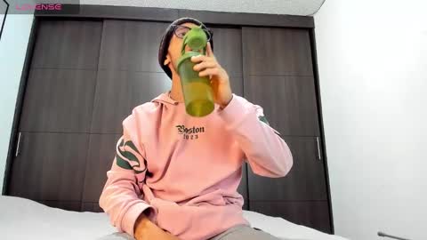 Snapshot of gingerale212 chatting on 02-19-25, 02:01 Ginger online show from 02-19-25, 02:01