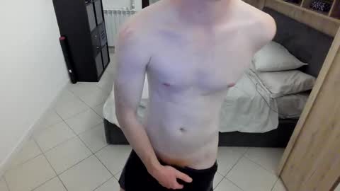 gingeraxel online show from 07-31-26, 08:30