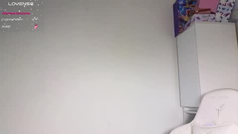 gingercute17 online show from 04-23-26, 05:19