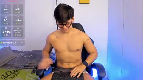 Snapshot of gingertwink_n chatting on 05-30-26, 12:19 Josh Mills online show from 05-30-26, 12:19