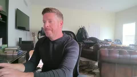 Snapshot of gingerzaddy chatting on 11-02-25, 05:15 gingerzaddy online show from 11-02-25, 05:15