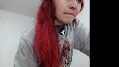 Snapshot of ginniwest chatting on 10-07-25, 05:59 GinniWest online show from 10-07-25, 05:59