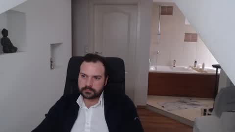 Snapshot of gintonik89 chatting on 02-14-25, 07:49 gintonik89 online show from 02-14-25, 07:49