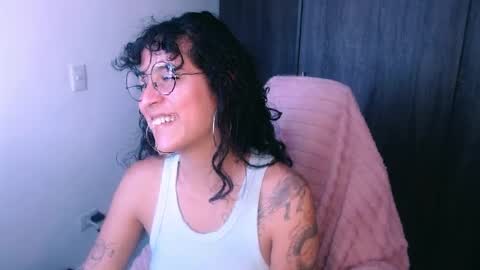 Snapshot of giny_bean chatting on 05-06-26, 10:04 giny_bean online show from 05-06-26, 10:04