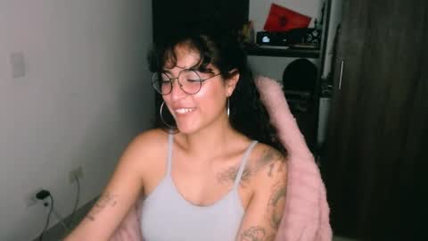 Snapshot of giny_bean chatting on 05-08-26, 11:54 giny_bean online show from 05-08-26, 11:54