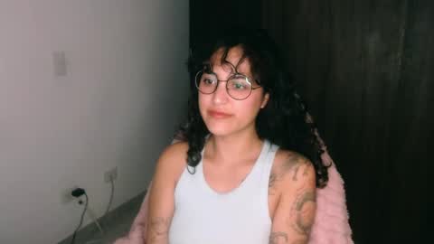 Snapshot of giny_bean chatting on 05-12-26, 09:50 giny_bean online show from 05-12-26, 09:50