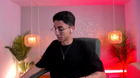 Gio Carangi online show from 03-08-26, 03:21