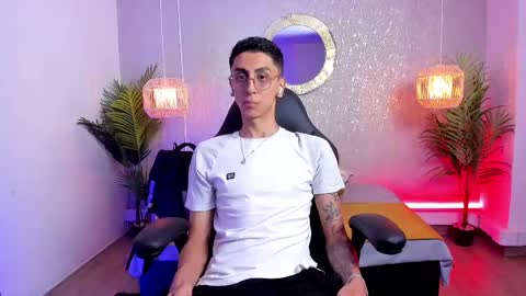 Snapshot of gio_carangi chatting on 04-28-26, 03:22 Gio Carangi online show from 04-28-26, 03:22