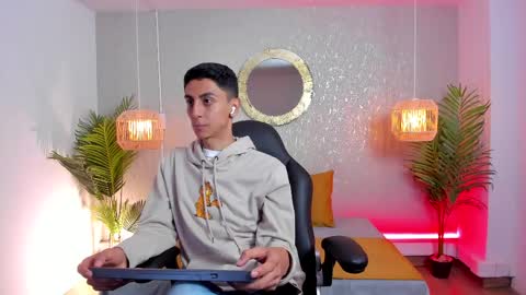 Snapshot of gio_carangi chatting on 05-02-26, 02:49 Gio Carangi online show from 05-02-26, 02:49