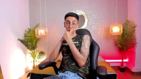 Snapshot of gio_carangi chatting on 05-15-26, 02:29 Gio Carangi online show from 05-15-26, 02:29