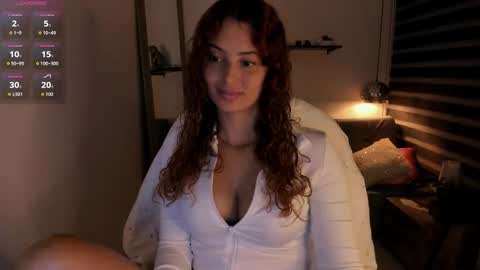 Snapshot of gio_palacios chatting on 01-09-26, 12:30 Gio online show from 01-09-26, 12:30