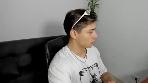 GioRusso online show from 03-10-25, 01:54