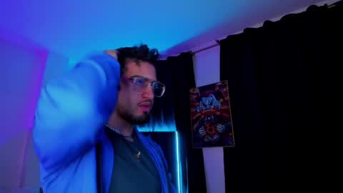 GIOMAR REYES online show from 01-10-25, 02:57