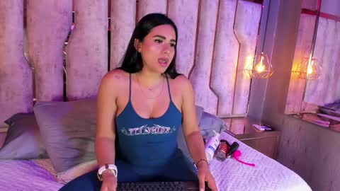 Snapshot of giorgia_13 chatting on 01-08-25, 03:19 giorgia online show from 01-08-25, 03:19