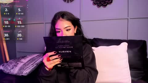 Snapshot of giovanna_oliveira chatting on 12-28-24, 08:37 Giovanna online show from 12-28-24, 08:37