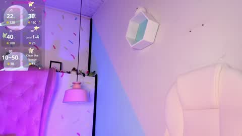 Snapshot of giovanna_oliveira chatting on 01-27-25, 08:29 Giovanna online show from 01-27-25, 08:29