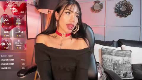 Snapshot of giovanna_oliveira chatting on 02-12-25, 03:40 Giovanna online show from 02-12-25, 03:40