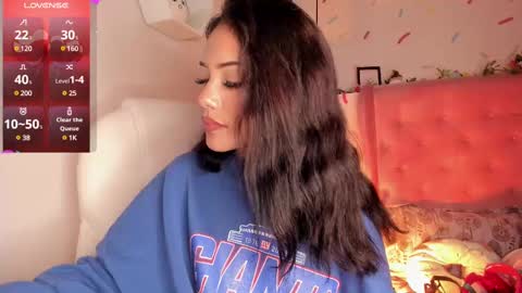 Snapshot of giovanna_oliveira chatting on 02-20-25, 08:06 Giovanna online show from 02-20-25, 08:06