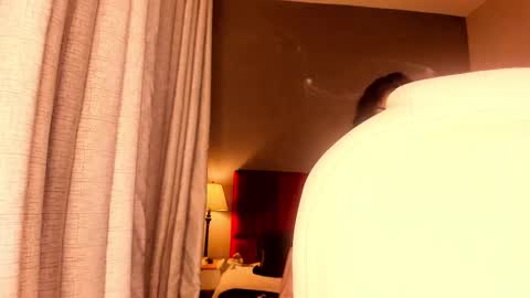 Snapshot of giovanna_oliveira chatting on 10-02-25, 07:59 Giovanna online show from 10-02-25, 07:59