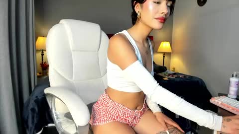 Giovanna  online show from 05-07-26, 02:50