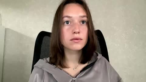 Melisa online show from 05-13-26, 01:14