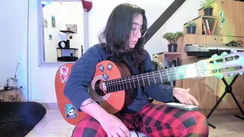 girasol1921 online show from 12-04-24, 01:36