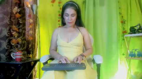 Snapshot of girasol_walton chatting on 07-01-26, 01:34 Girasol Walton online show from 07-01-26, 01:34