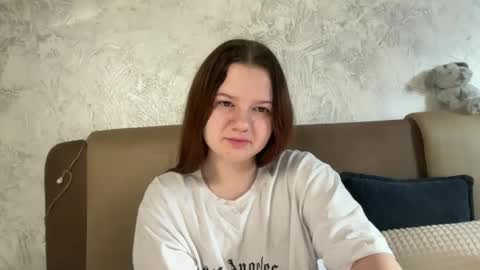girl_cute07 online show from 05-21-26, 04:14
