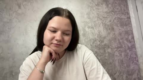 girl_cute07 online show from 07-24-26, 05:55