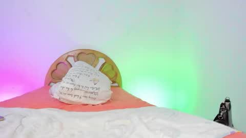 Scarlett online show from 11-29-25, 01:08