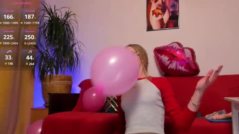 Nikki online show from 02-12-25, 04:22