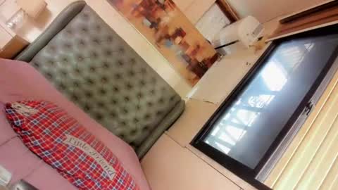 urGIRL online show from 07-07-26, 12:57