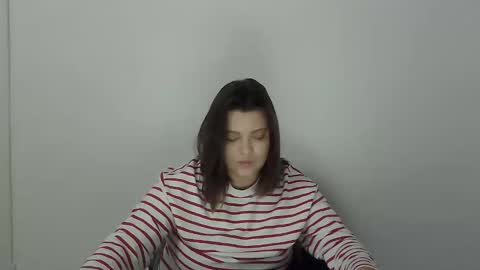 girl_leya online show from 10-04-25, 07:56