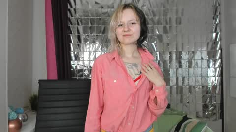 girl_next_doorr online show from 01-21-25, 05:51
