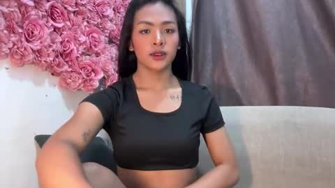 queen ronna online show from 10-25-25, 10:56