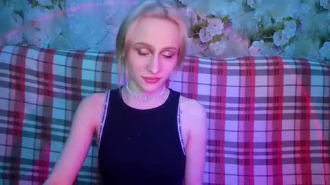 Seniya online show from 03-06-25, 02:09