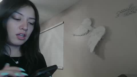 Snapshot of girlnextdoor702 chatting on 06-03-26, 03:31 Jasmine online show from 06-03-26, 03:31