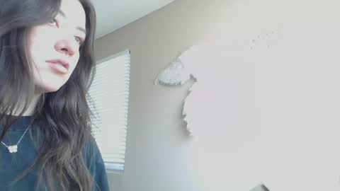 Snapshot of girlnextdoor702 chatting on 06-16-26, 02:41 Jasmine online show from 06-16-26, 02:41