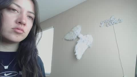Snapshot of girlnextdoor702 chatting on 06-23-26, 03:54 Jasmine online show from 06-23-26, 03:54