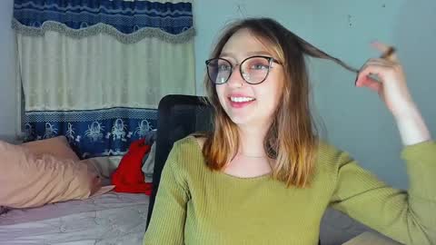 Maze    Thumbs up online show from 12-24-24, 04:11