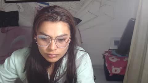 Snapshot of girlsex_hot chatting on 06-03-26, 02:36 girlsex_hot online show from 06-03-26, 02:36
